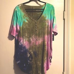 Torrid super soft knit tye dye shirt